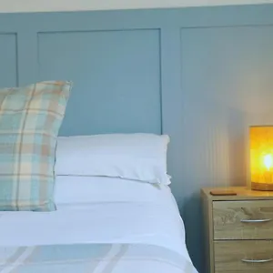 https://beautiful-modern-town-centre-apartment.bournemouth-hotels.org