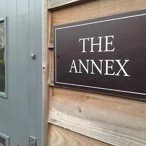 https://the-annex-meadow-farm.cambridgehotelsuk.com